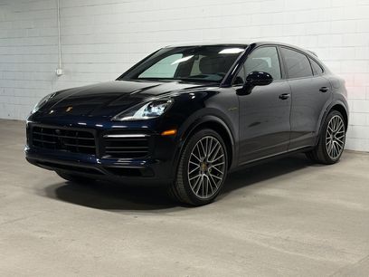 Certified 2022 Porsche Cayenne Platinum Edition