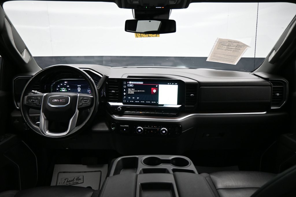 Used 2025 GMC Sierra 1500 SLT AWD/4WD image 14