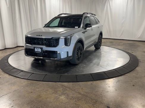 New 2025 Kia Sorento SX image 4