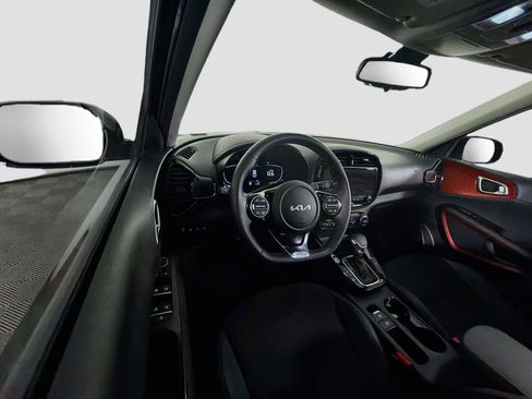 Used 2023 Kia Soul GT-Line w/ GT-Line Technology Package FWD image 18