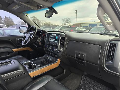 Used 2016 Chevrolet Silverado 1500 LTZ image 10