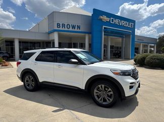 Used 2021 Ford Explorer XLT w/ Equipment Group 202A image 1