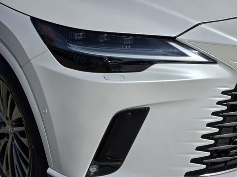 Used 2024 Lexus RX 350 FWD w/ Convenience Package image 32