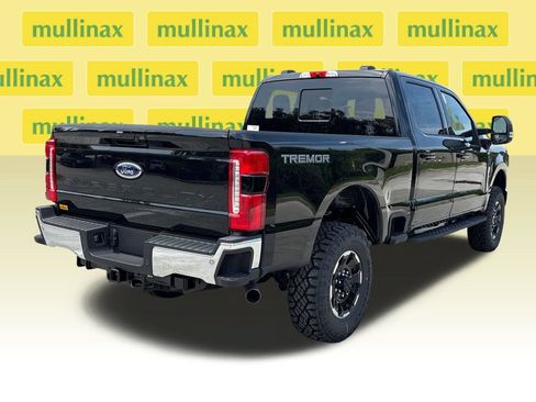 New 2026 Ford F250 Lariat w/ Tremor Off-Road Package AWD/4WD image 4