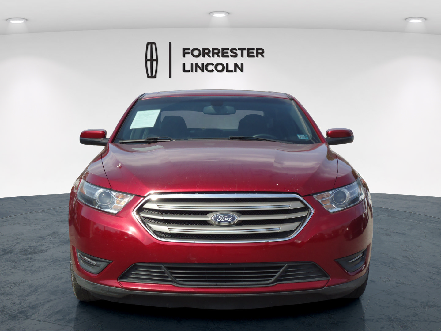 Used 2016 Ford Taurus SEL w/ Equipment Group 201A FWD image 8