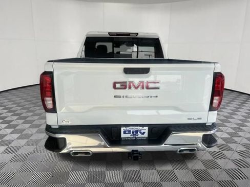 Used 2024 GMC Sierra 1500 SLE w/ Preferred Package AWD/4WD image 8