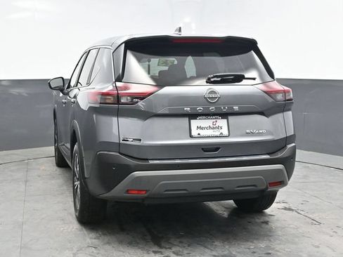 Used 2023 Nissan Rogue SV AWD/4WD image 5