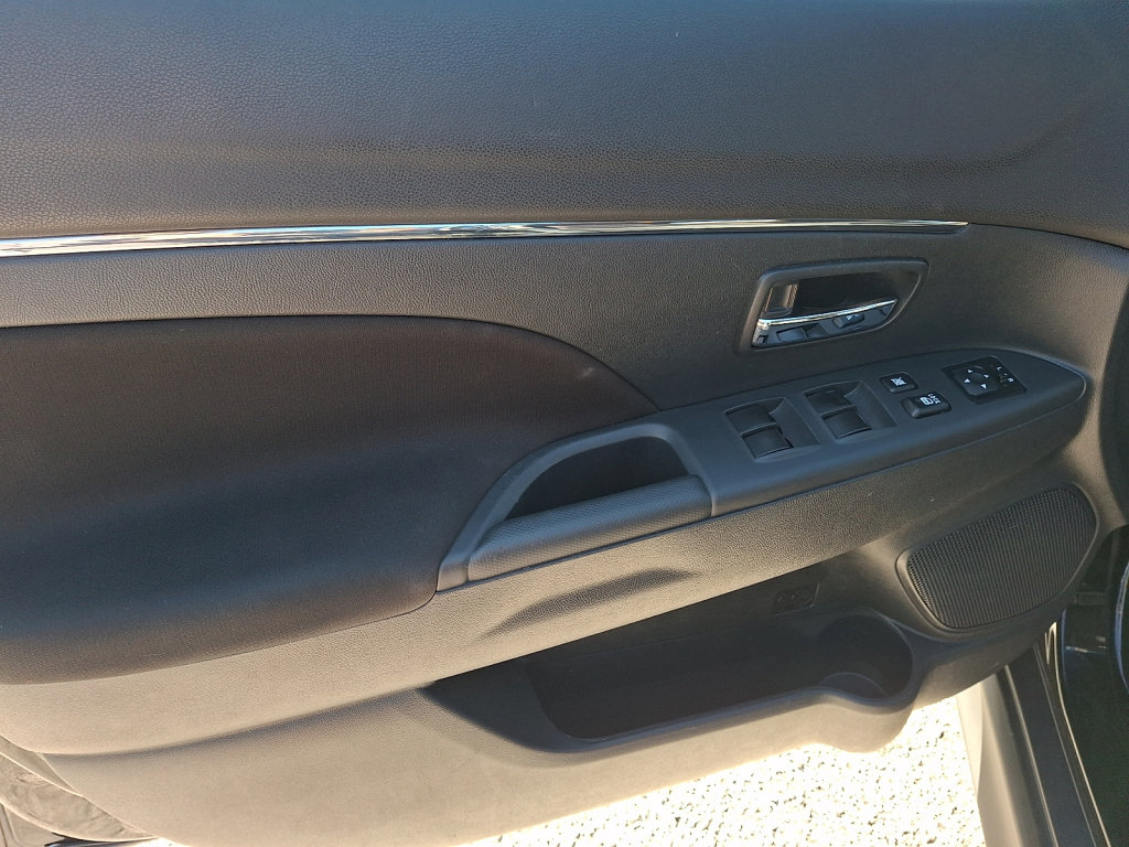 Used 2025 Mitsubishi Outlander Sport ES AWD/4WD image 22