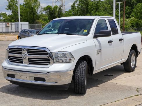 Used 2024 RAM 1500 Classic SLT AWD/4WD image 22