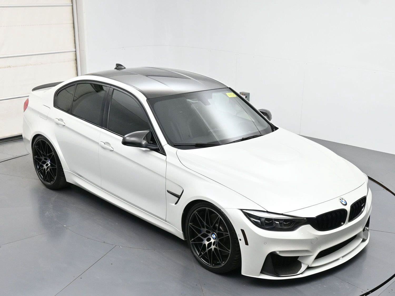 Used 2018 BMW M3 RWD image 38