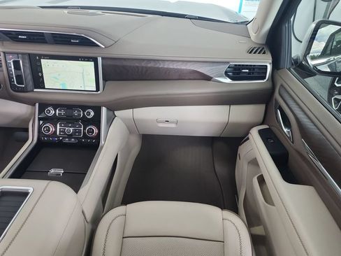 Certified 2024 GMC Yukon Denali AWD/4WD image 29