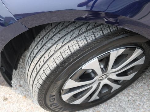 Used 2022 Toyota Corolla LE image 25