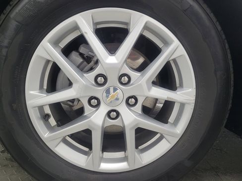 Used 2023 Chevrolet Equinox LS image 31