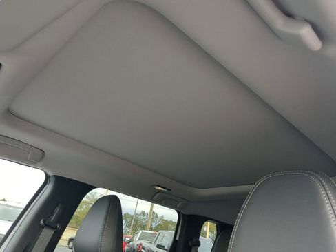 New 2025 Mitsubishi Outlander AWD image 24