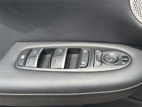 Used 2023 INFINITI QX50 Sport AWD/4WD image 19