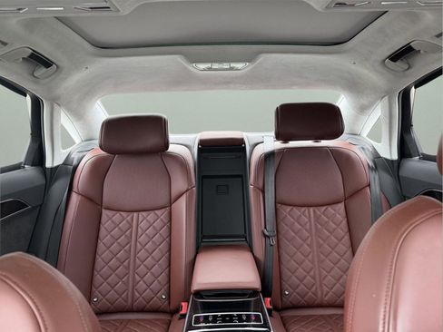 Used 2020 Audi S8 L w/ S8 Executive Package image 48