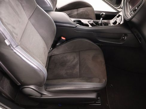 Used 2023 Dodge Challenger R/T w/ Plus Package image 13