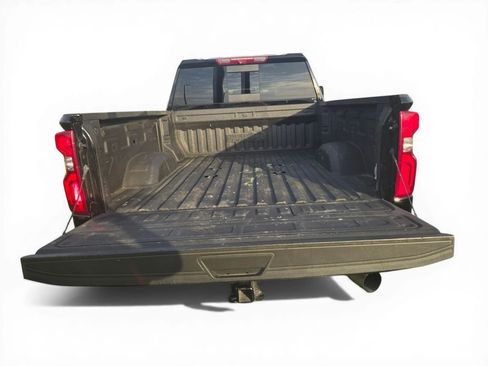 Used 2024 Chevrolet Silverado 2500 High Country w/ Technology Package image 5