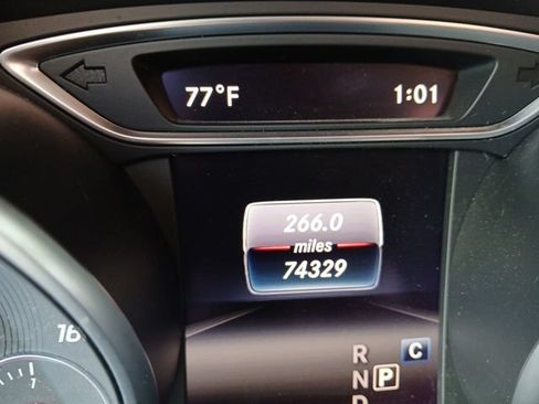 Used 2018 Mercedes-Benz GLA 250 4MATIC image 31