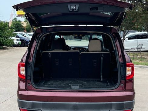 Used 2021 Honda Pilot EX image 23