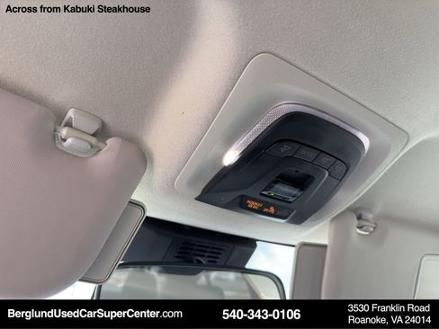 Used 2023 Toyota Corolla LE image 26