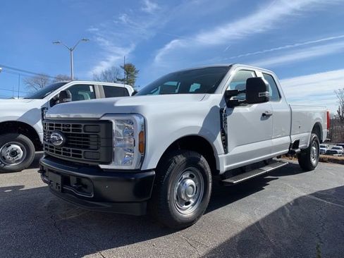 New 2026 Ford F250 XL RWD image 3