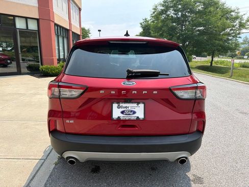 Used 2021 Ford Escape SE w/ Convenience Package AWD/4WD image 6