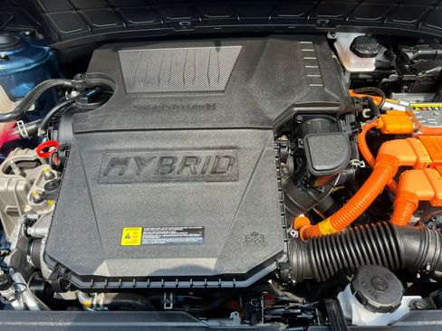Used 2025 Kia Niro EX FWD image 33