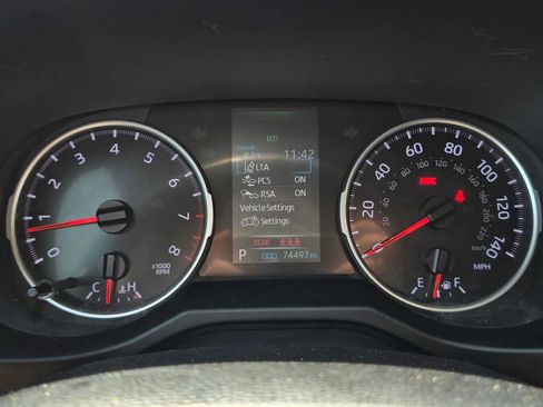 Certified 2021 Toyota RAV4 LE AWD/4WD image 25