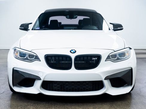 Used 2017 BMW M2 image 2