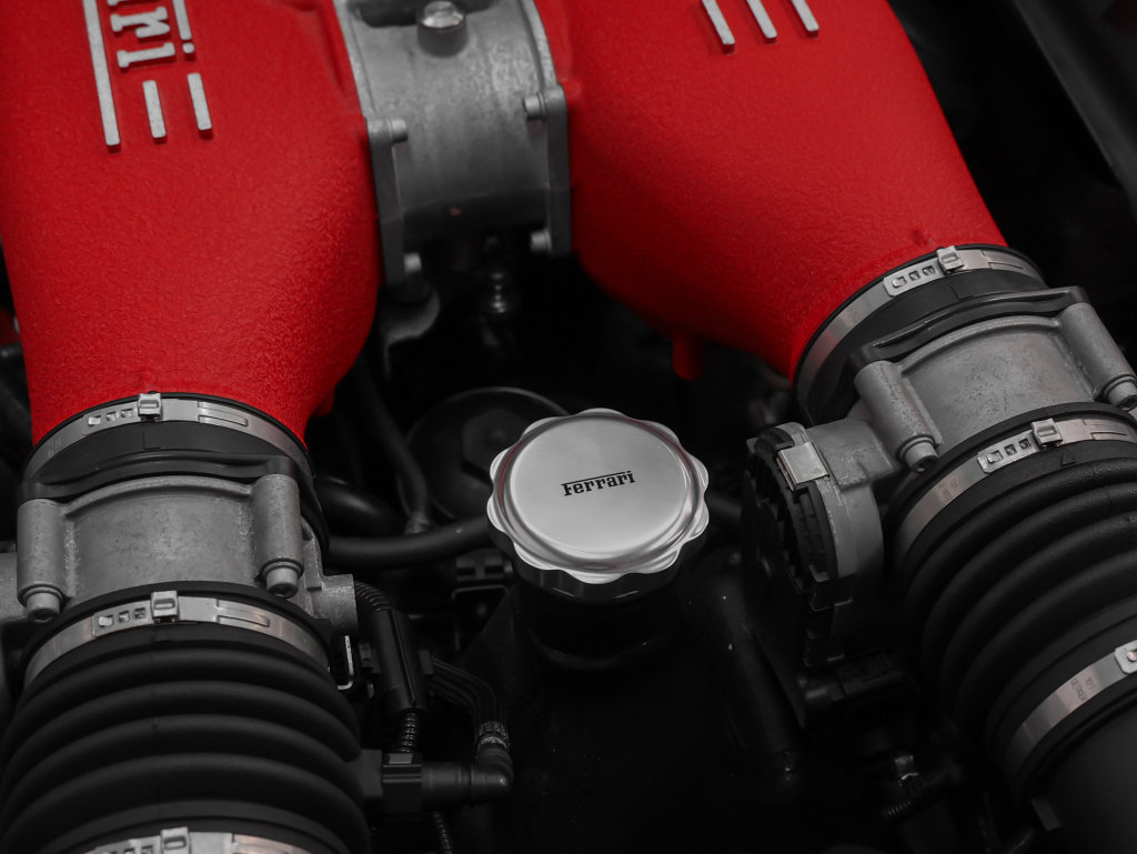 Certified 2013 Ferrari 458 Italia Coupe RWD image 38