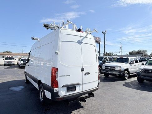 Used 2019 Mercedes-Benz Sprinter 144 image 7