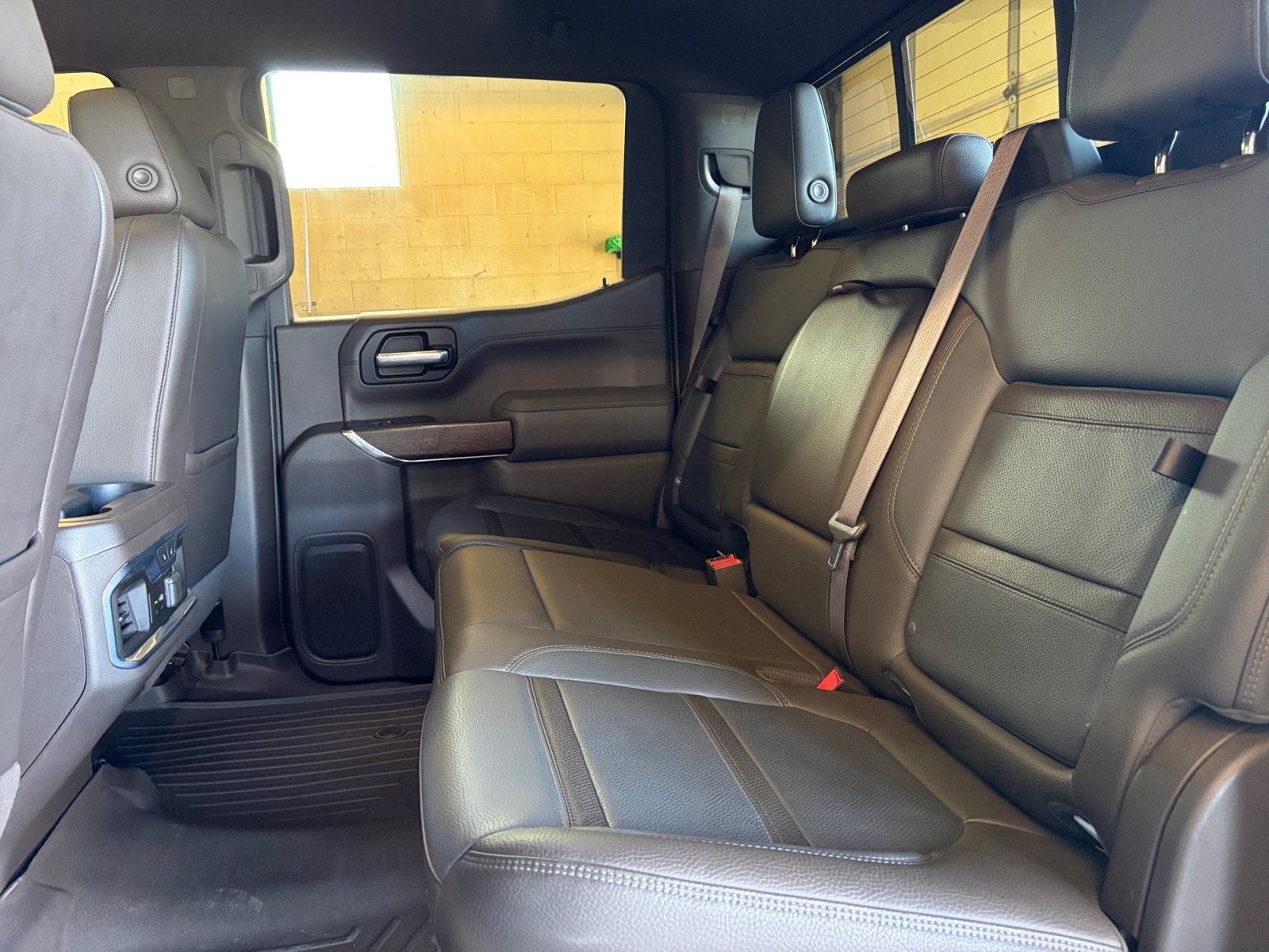 Used 2020 GMC Sierra 1500 Denali w/ Denali Ultimate Package AWD/4WD image 29