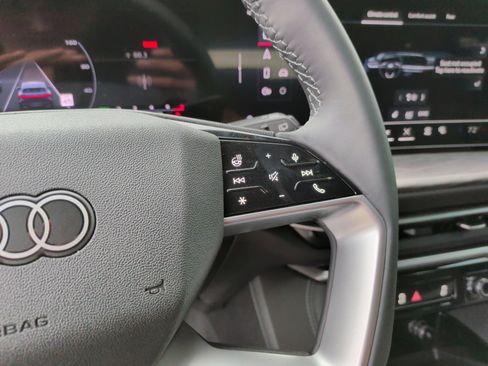 New 2025 Audi Q5 Premium Plus image 22