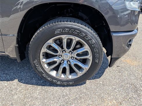 Used 2023 RAM 1500 Laramie AWD/4WD image 9