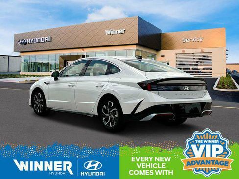New 2025 Hyundai Sonata SEL image 6