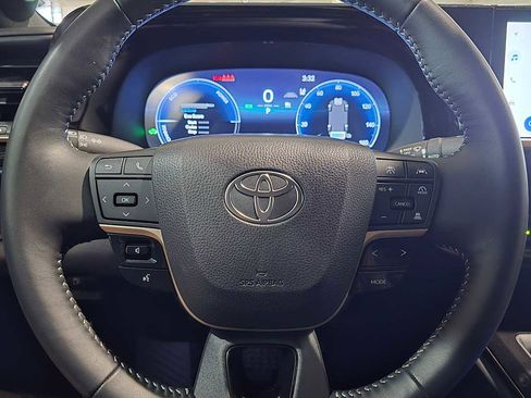 Used 2025 Toyota Crown w/ Carpet Mat Package (TMS) AWD/4WD image 26