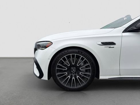 Used 2025 Mercedes-Benz E 53 AMG e 4MATIC Sedan image 22