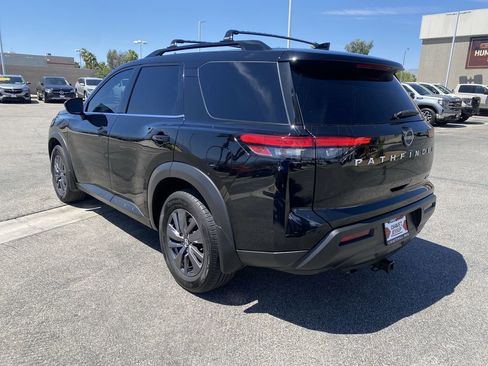 Used 2022 Nissan Pathfinder SV FWD image 34