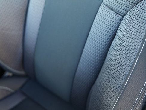 Used 2025 Subaru Outback Premium image 30