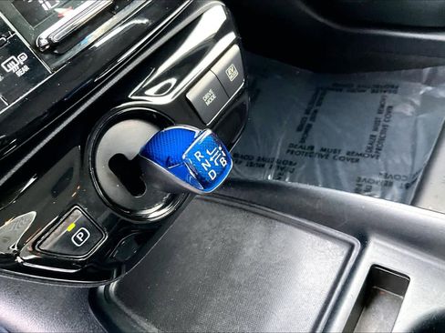 Used 2019 Toyota Prius LE image 15