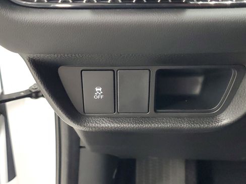 Certified 2026 Honda HR-V Sport image 22