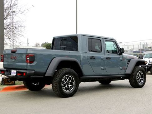 New 2026 Jeep Gladiator Rubicon w/ Steel Bumper Group image 5