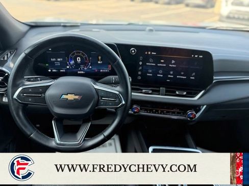 Used 2026 Chevrolet Equinox LT w/ Convenience Package II AWD/4WD image 9