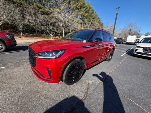 New 2026 Lincoln Aviator Reserve w/ Jet Appearance Package image 3