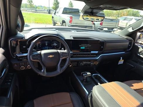 New 2026 Chevrolet Silverado 1500 High Country AWD/4WD image 6