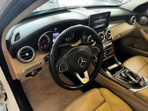 Used 2015 Mercedes-Benz C 300 4MATIC Sedan image 7