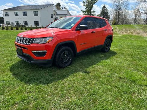 Used 2018 Jeep Compass Sport image 7