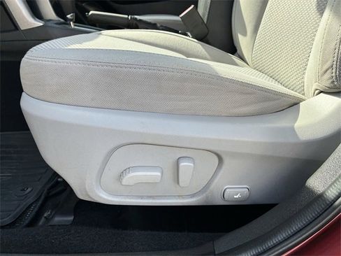 Used 2016 Subaru Forester 2.5i Premium image 10