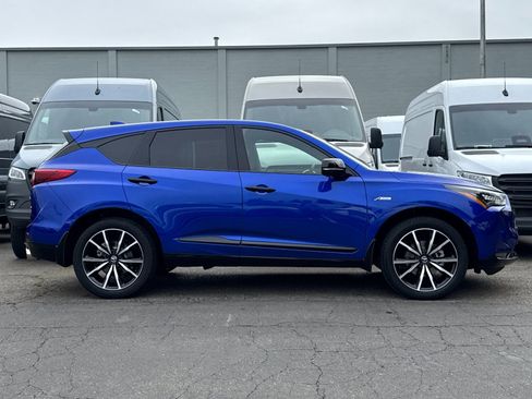 Used 2025 Acura RDX AWD w/ A-Spec & Advance Pkg image 2